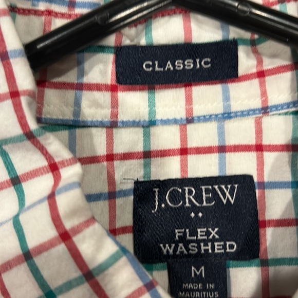Men’s classic fit Jcrew flex washed button down. - Picture 2 of 3